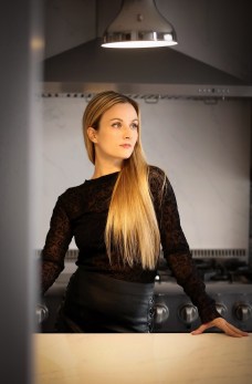 BDFD2E4B-3617-4FD3-9BF6-EC8389F4392F